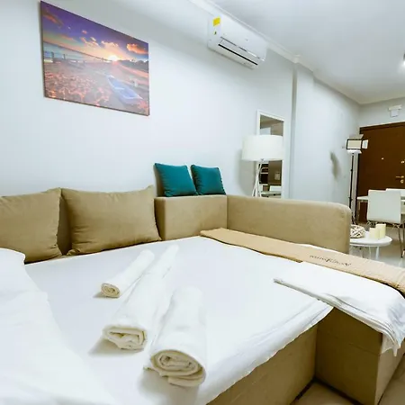 Apartman Raimonda's House