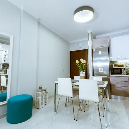 Apartment Raimonda's House *
