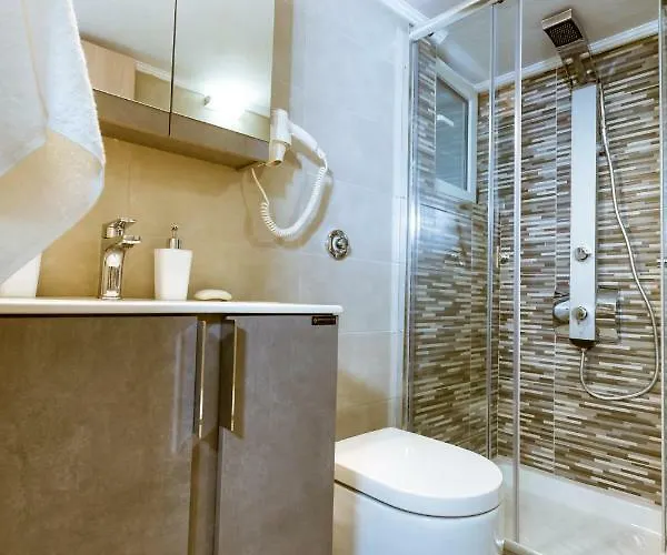 아파트 Raimonda's House 하니아