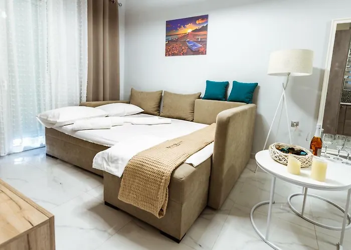 Raimonda's House 하니아